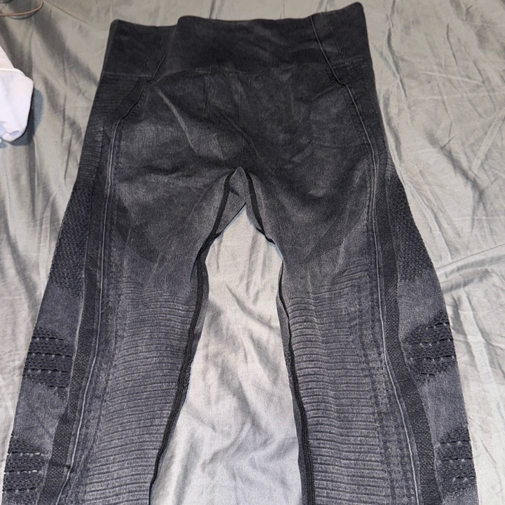 Black leggings